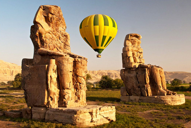 Hot air balloon in louxor